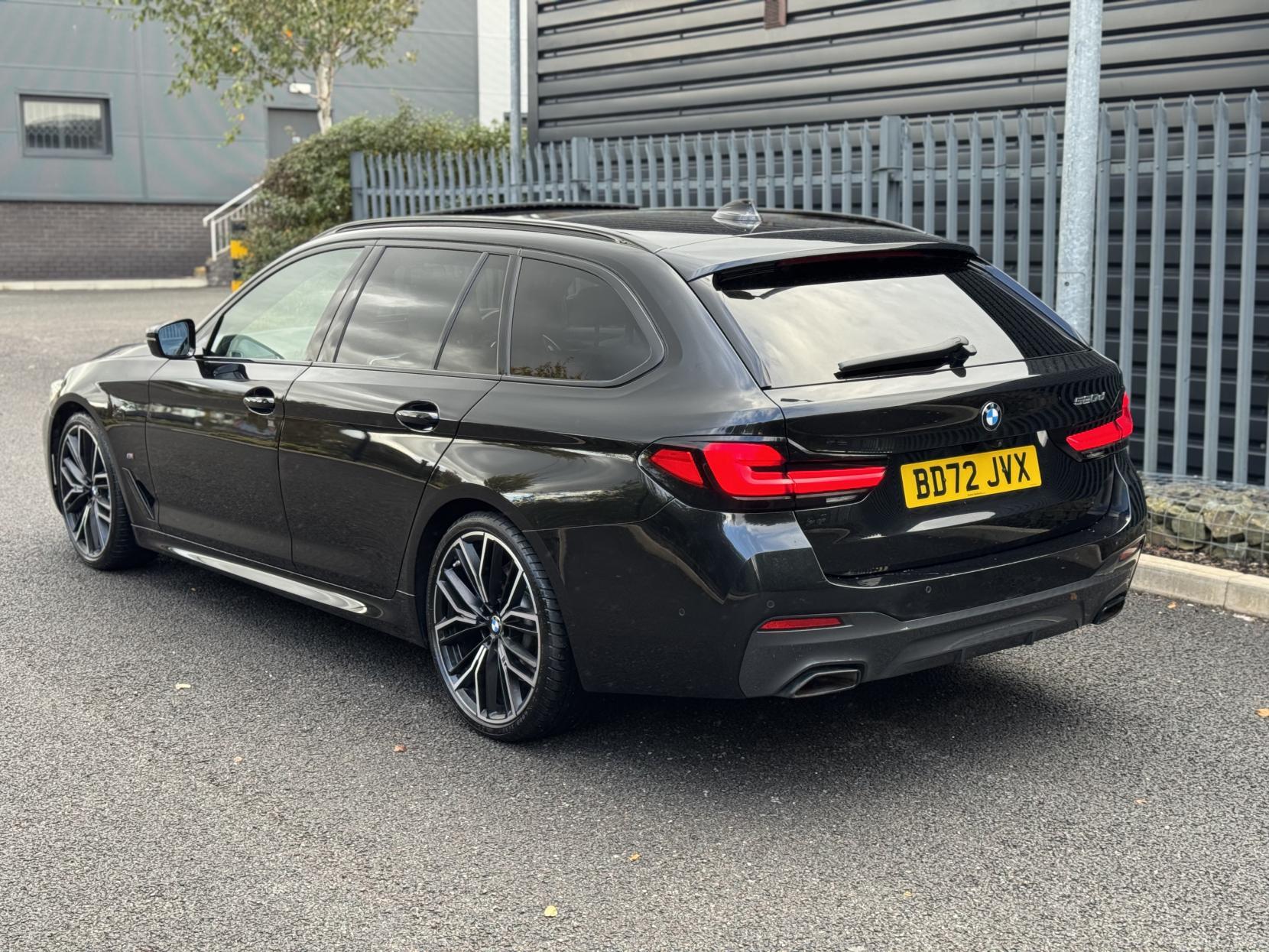 BMW 5 Series 2.0 520d MHT M Sport Touring 5dr Diesel Hybrid Steptronic Euro 6 (s/s) (190 ps)